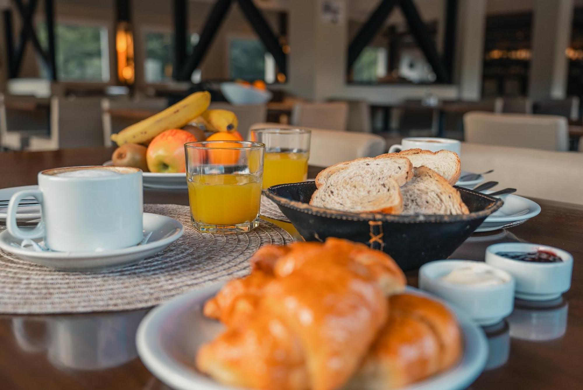 Hotel Puerto Blest 외부 사진